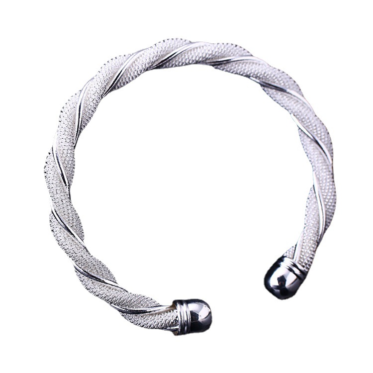 https://fulmo-img-server.com/bangledot/745fa088-8867-4dd3-b2b9-ec83f75ad9db.jpg