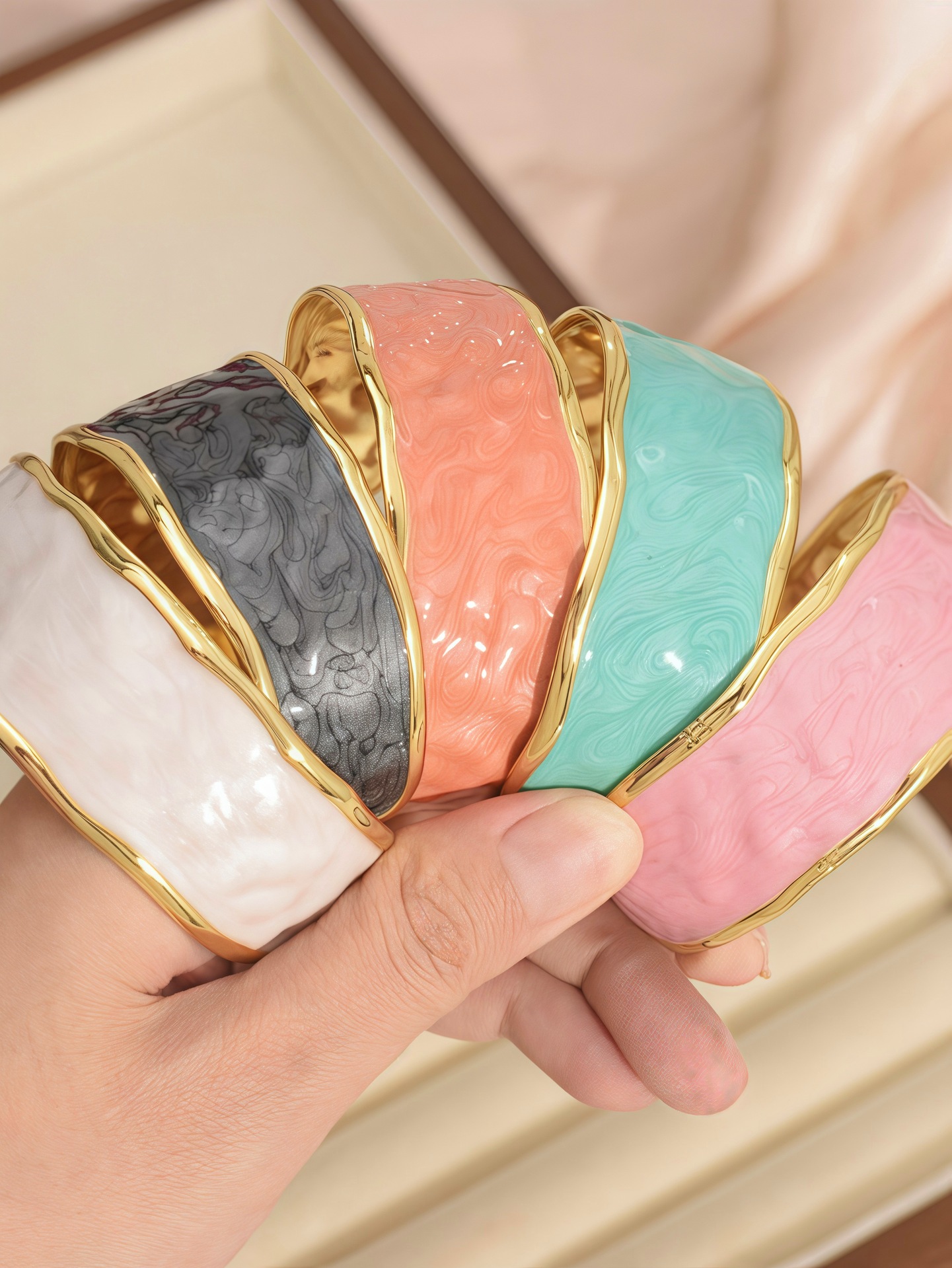 https://fulmo-img-server.com/bangledot/7d7d594d-4560-4d8e-9a3a-2488f0116279.jpg