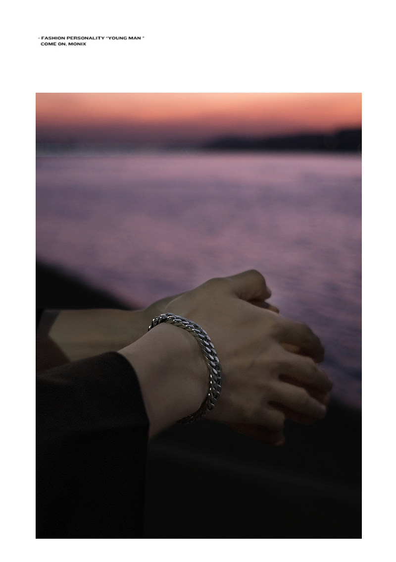 https://fulmo-img-server.com/bangledot/83b371af-65ce-49be-a948-f25feb07c19c.jpg