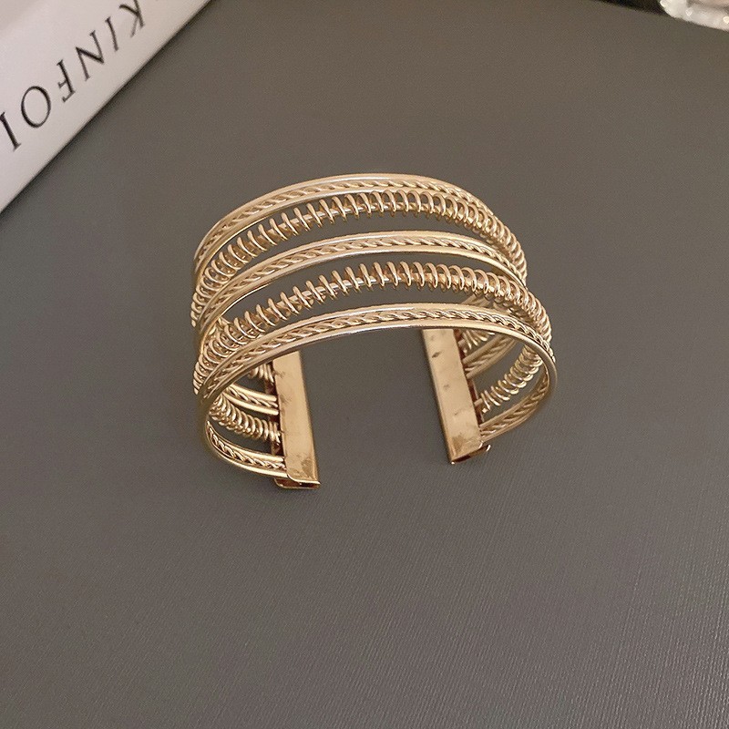 https://fulmo-img-server.com/bangledot/865a845b-15ea-46d0-8cf8-89739187f749.jpg