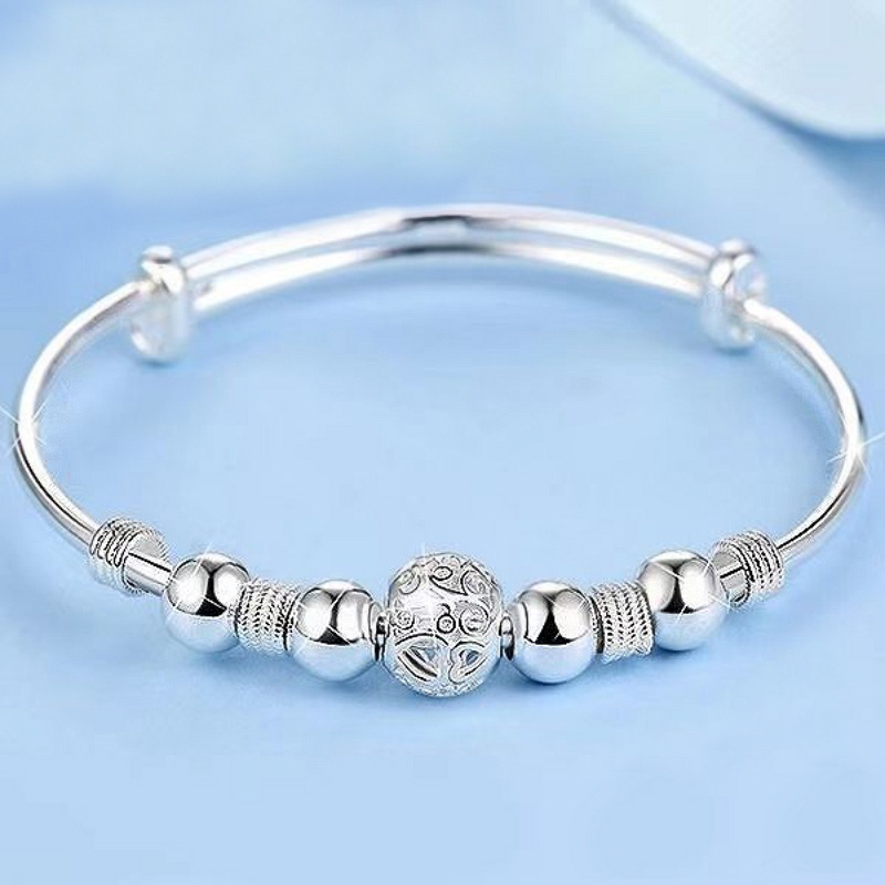 https://fulmo-img-server.com/bangledot/8ce0a9f5-37a4-47ca-847b-25aa61feefa8.jpg