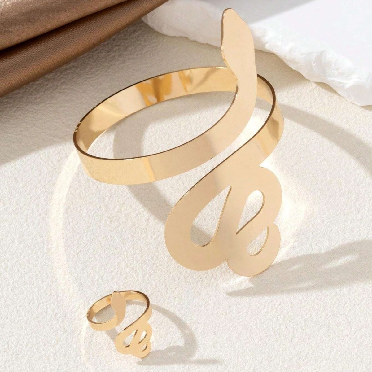https://fulmo-img-server.com/bangledot/8f87ec67-02f7-4425-990f-d43705aa9b51.jpg
