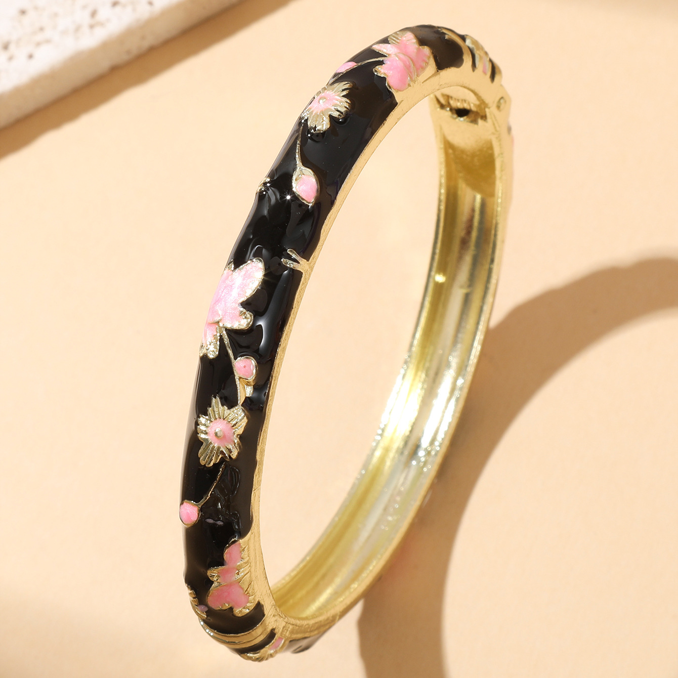 バングル 花柄彫刻金縁レディースバングル レディース|バングル専門