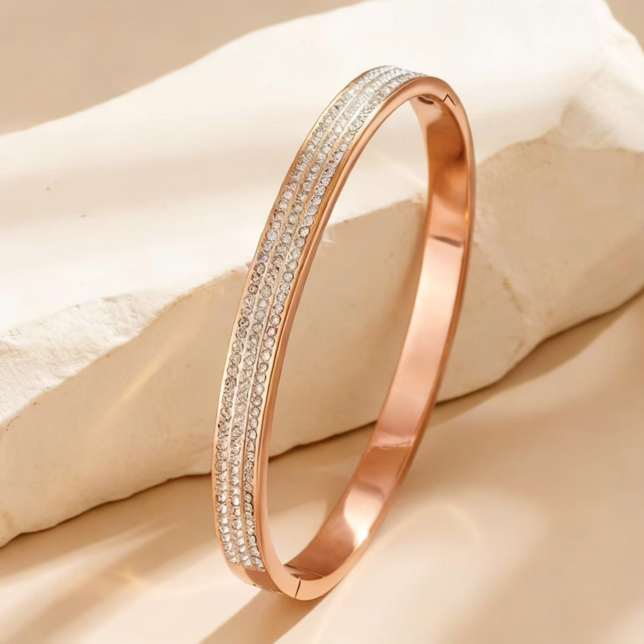 https://fulmo-img-server.com/bangledot/c80ac58a-80a2-45c4-97ea-f5faf6a56924.jpg