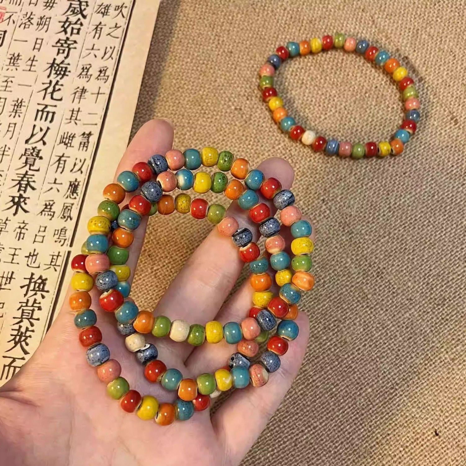 バングル 陶器ビーズ細工の多彩なレディースバングル
