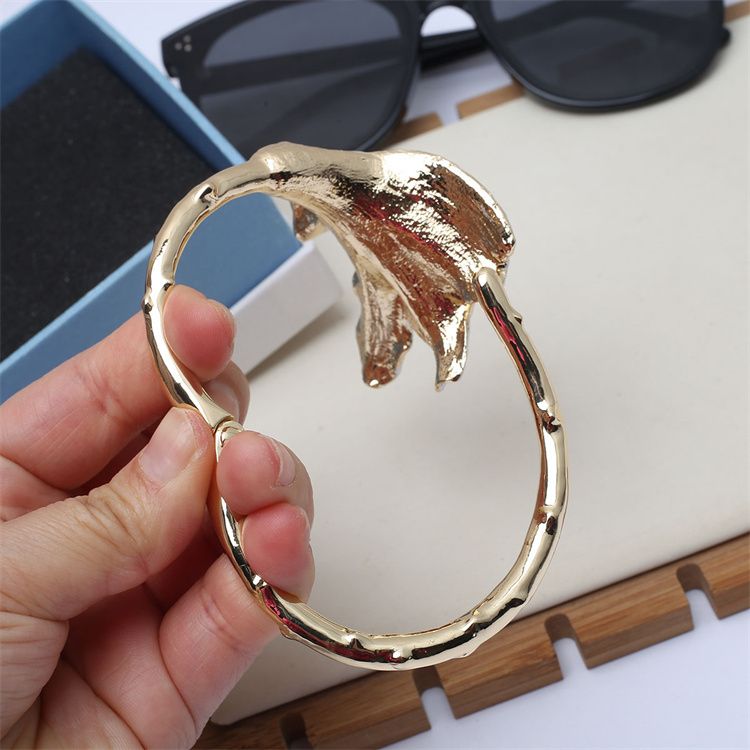 https://fulmo-img-server.com/bangledot/cf754945-4c58-43b2-b1a7-7cc0ccbcc3cf.jpg