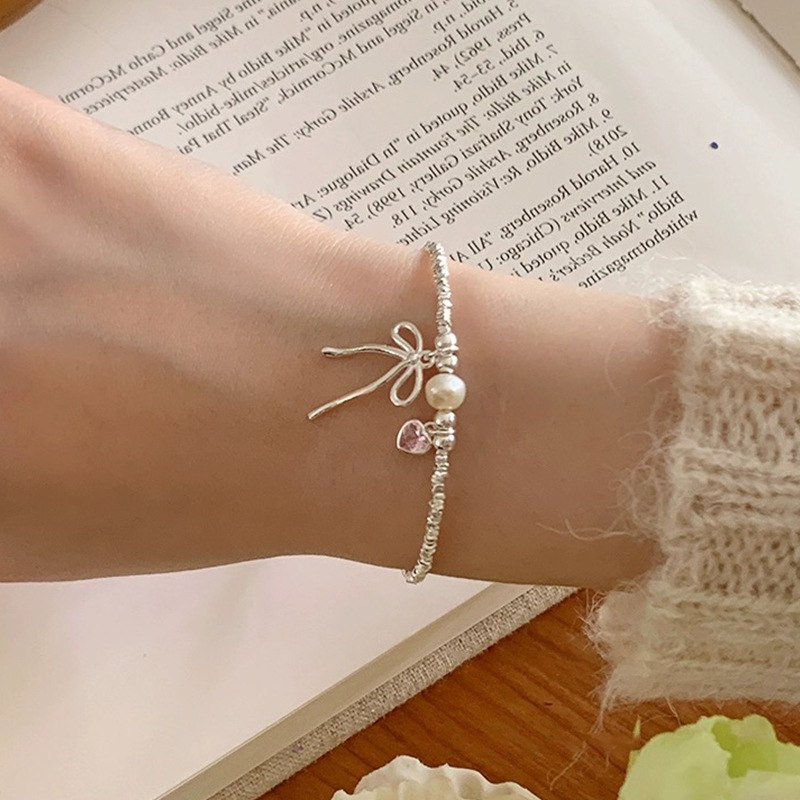 https://fulmo-img-server.com/bangledot/dabf33c3-3add-4d8c-bb3c-49abca1fb85c.jpg