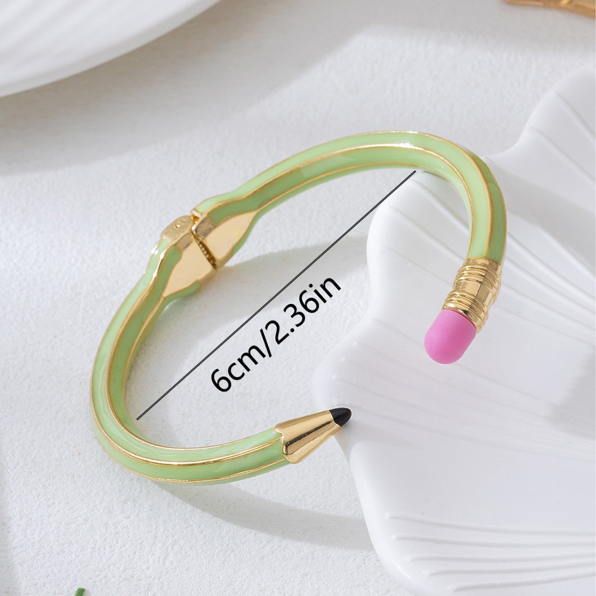 https://fulmo-img-server.com/bangledot/dc6a561e-c552-4246-9f32-17bfe905a5b8.jpg