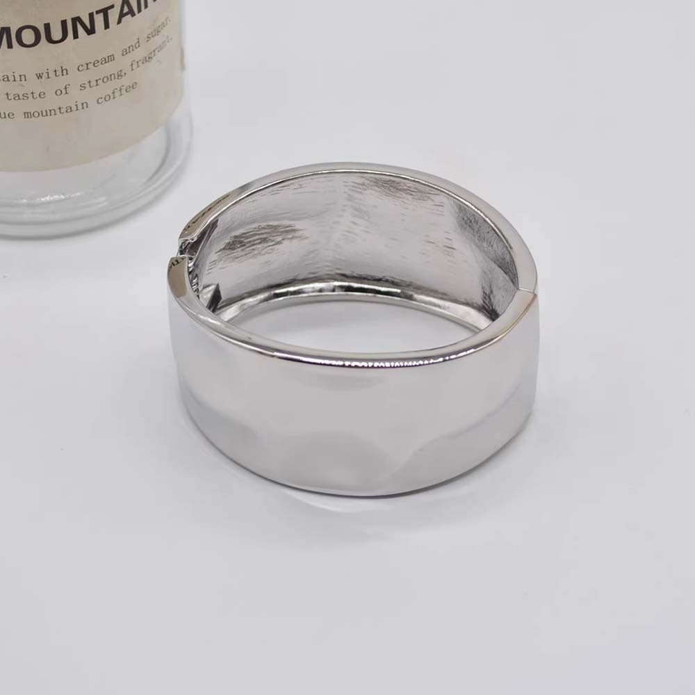https://fulmo-img-server.com/bangledot/eaf8b1bf-b0d1-4127-aa38-ceeca46377cc.jpg