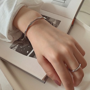 https://fulmo-img-server.com/bangledot/f47a073e-b557-478f-8b9b-b369416e41f9.jpg