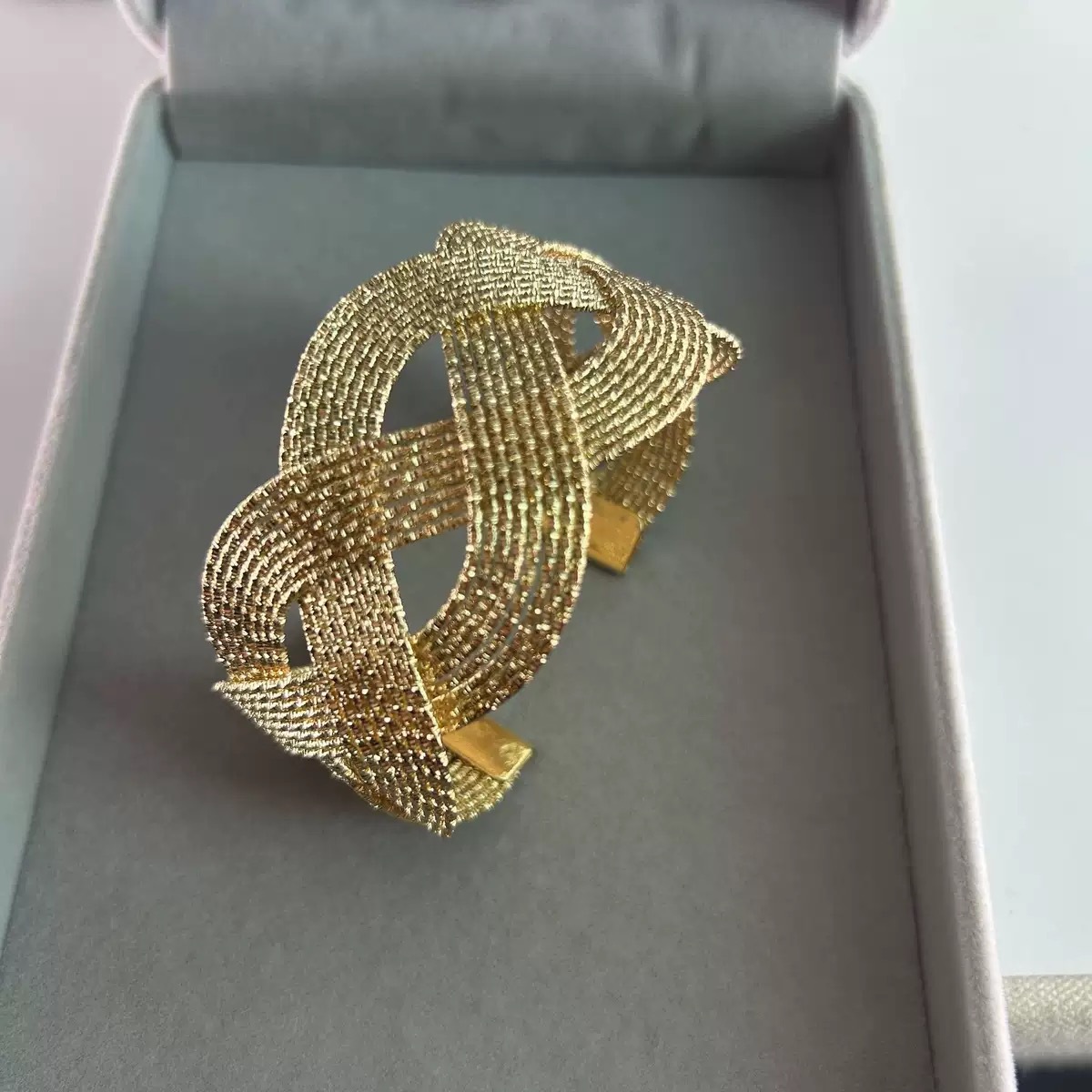 https://fulmo-img-server.com/bangledot/fa14753c-6c35-4d6a-93a5-a4f232f53895.jpg