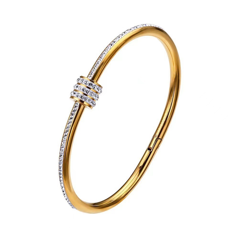 https://fulmo-img-server.com/bangledot/fbc0b5fe-0886-4d5a-8a2f-6ff59aa7bda3.jpg