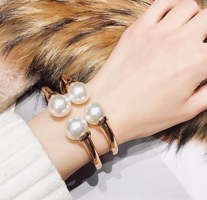 https://fulmo-img-server.com/bangledot/fcffec22-a510-47ac-9f57-0a18a0eed330.jpg