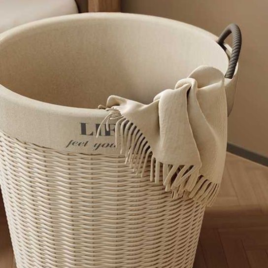 シンプル北欧風ラタン調ランドリーバスケット