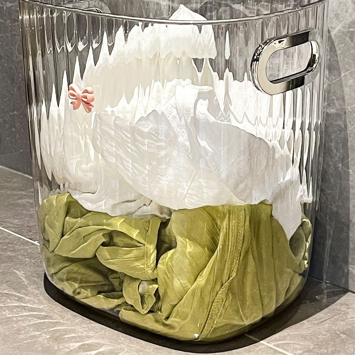 透明波紋デザイン ランドリーバスケット