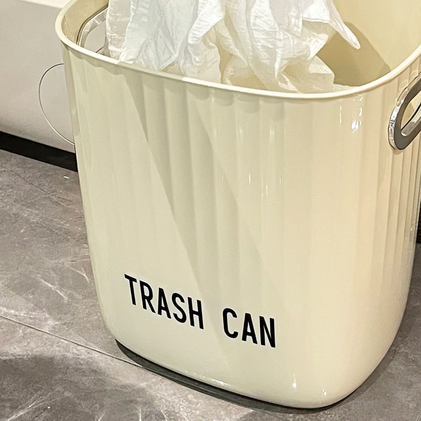 透明波紋デザイン ランドリーバスケット