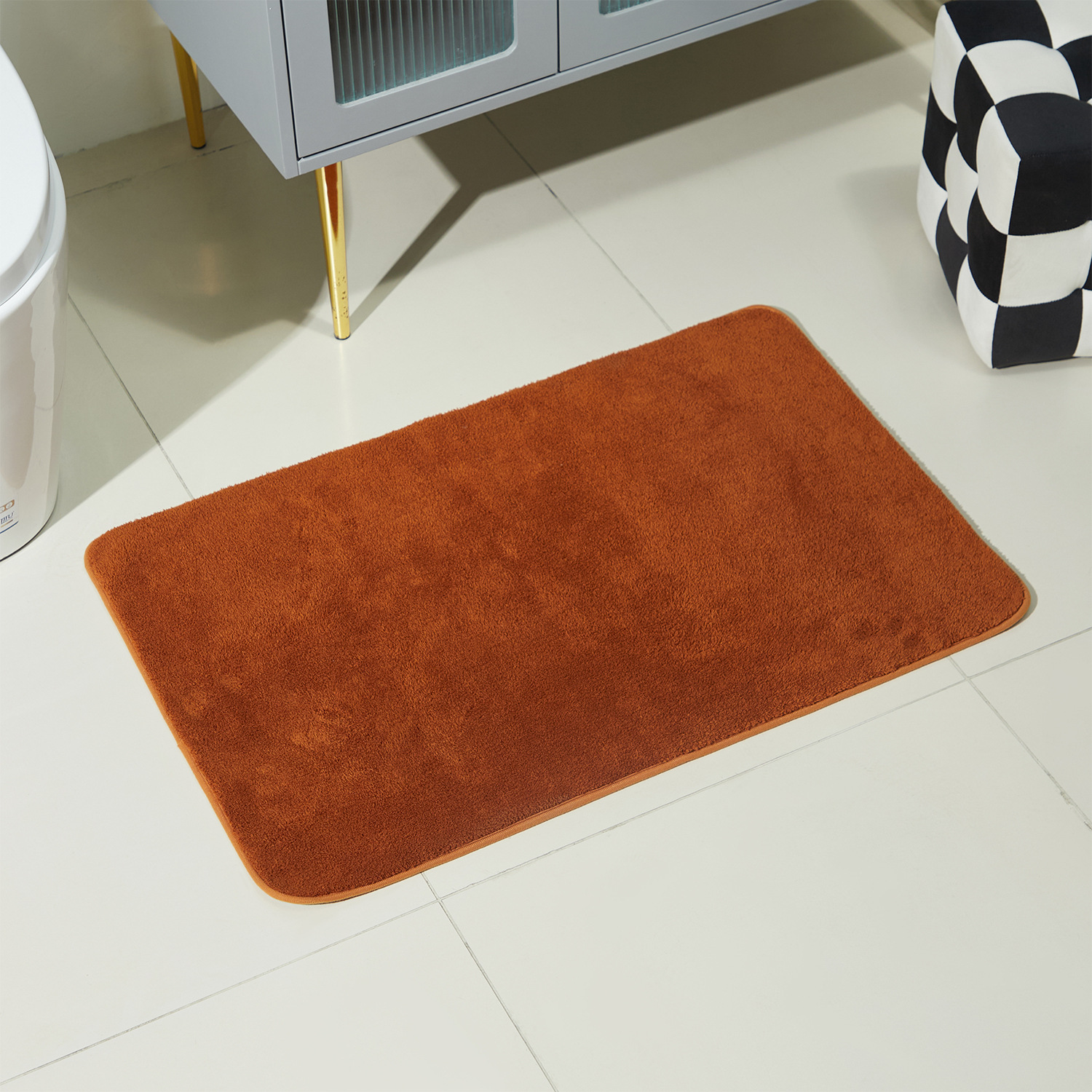 やわらかな質感のシンプルバスマット
