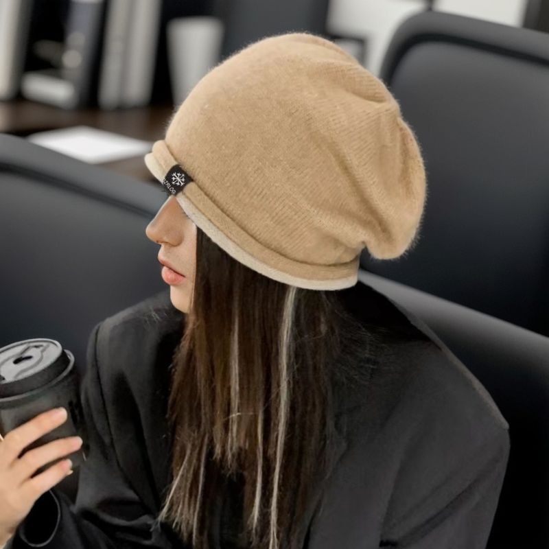 https://fulmo-img-server.com/beanie-beanie/02039f33-ac1e-4466-8130-e13ae07696b0.jpg