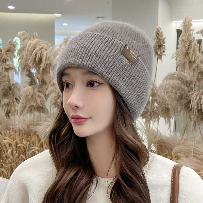 https://fulmo-img-server.com/beanie-beanie/1756397205989_37vysjek_0ecw7ijw.jpeg