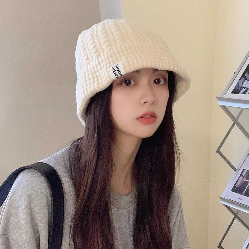 https://fulmo-img-server.com/beanie-beanie/1756397220445_h5vpvuos_arb2nmv0.jpeg