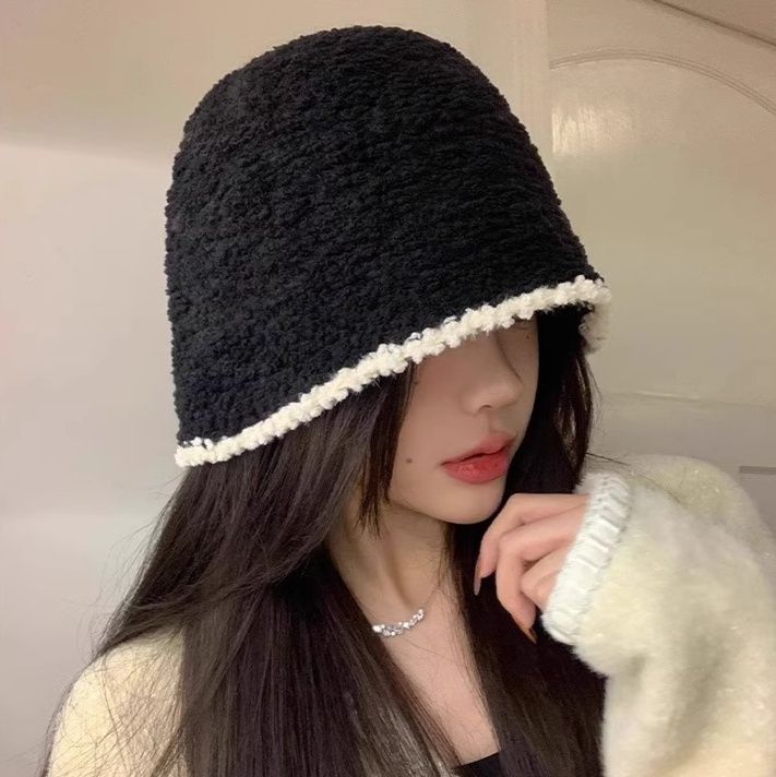 https://fulmo-img-server.com/beanie-beanie/1761098236631_733llifo_erx15d14.jpeg