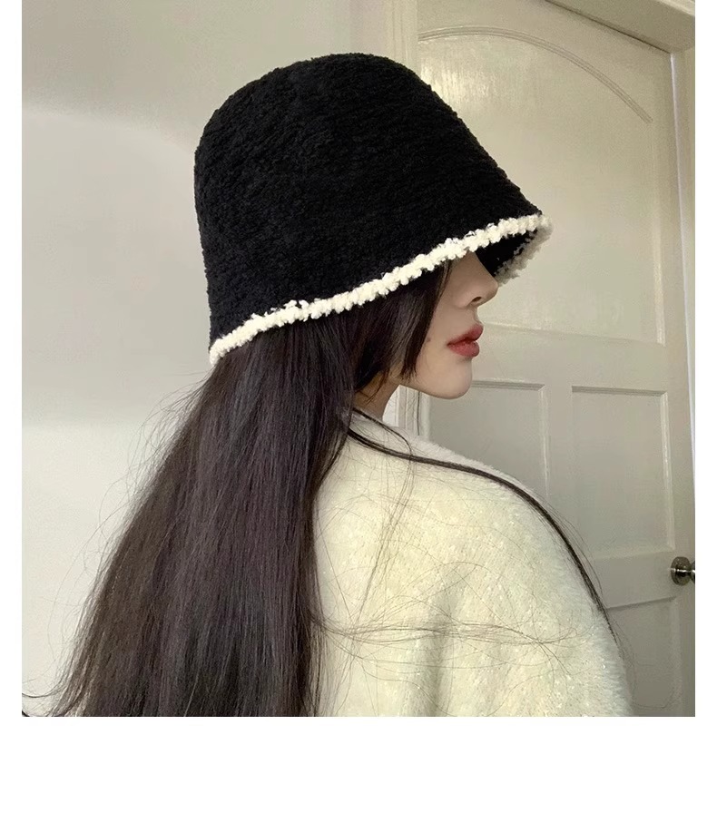 https://fulmo-img-server.com/beanie-beanie/3f4fd13f-acf4-4d8c-bca6-6569b1b3488a.jpg