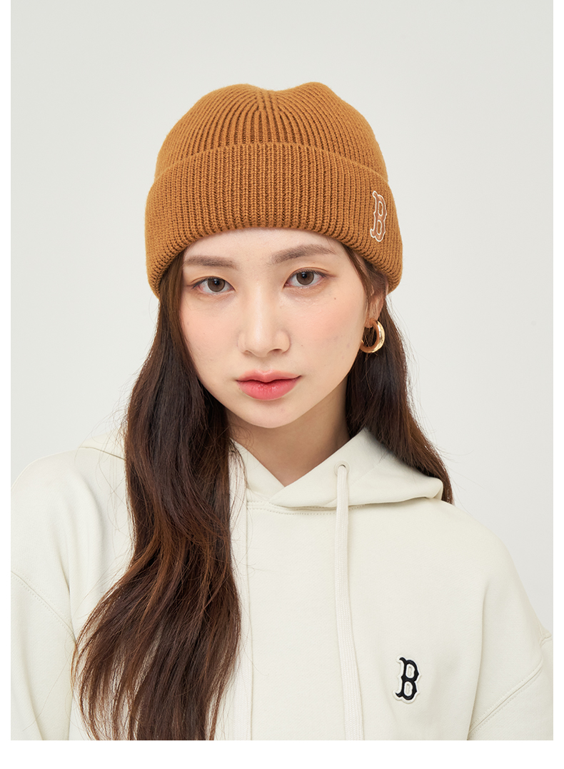 https://fulmo-img-server.com/beanie-beanie/4557d8fc-1e2d-4468-a9da-b2a99790d007.jpg