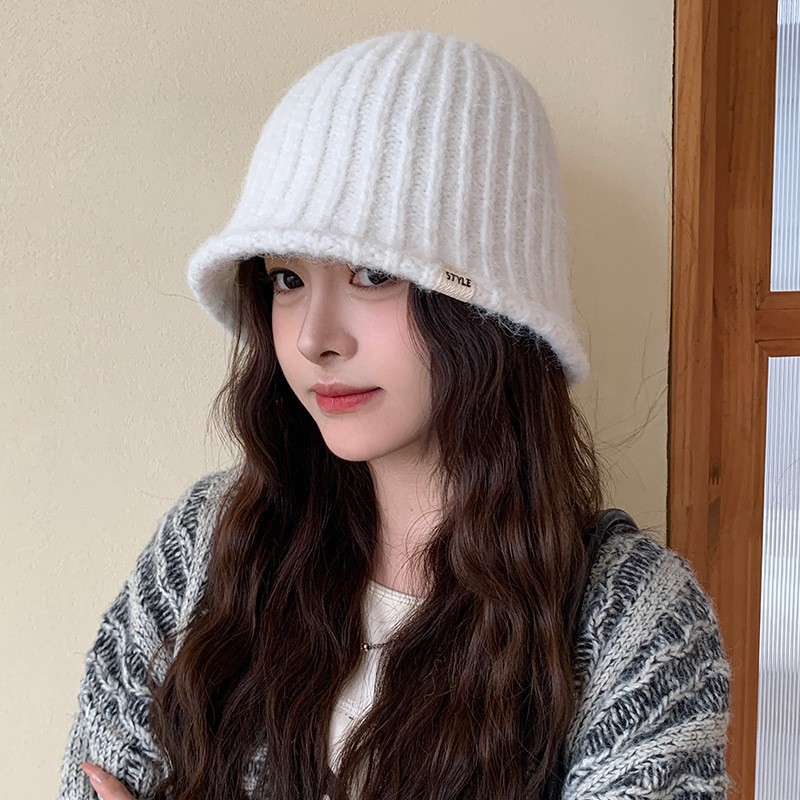 https://fulmo-img-server.com/beanie-beanie/865d181c-535b-4fda-a3f7-f15ef768b861.jpg