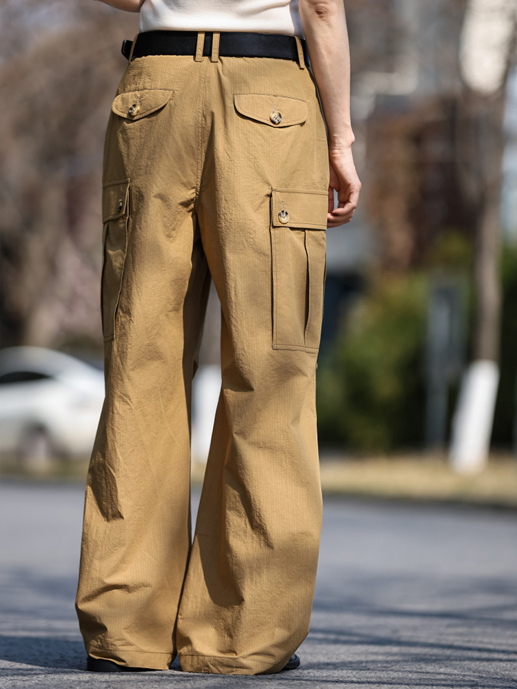 ベージュパンツ 実用的サイドポケット ワイドパンツ