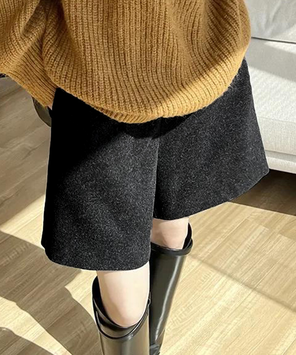 ベージュパンツ ウール風ワイドハーフパンツ５分丈ベージュ