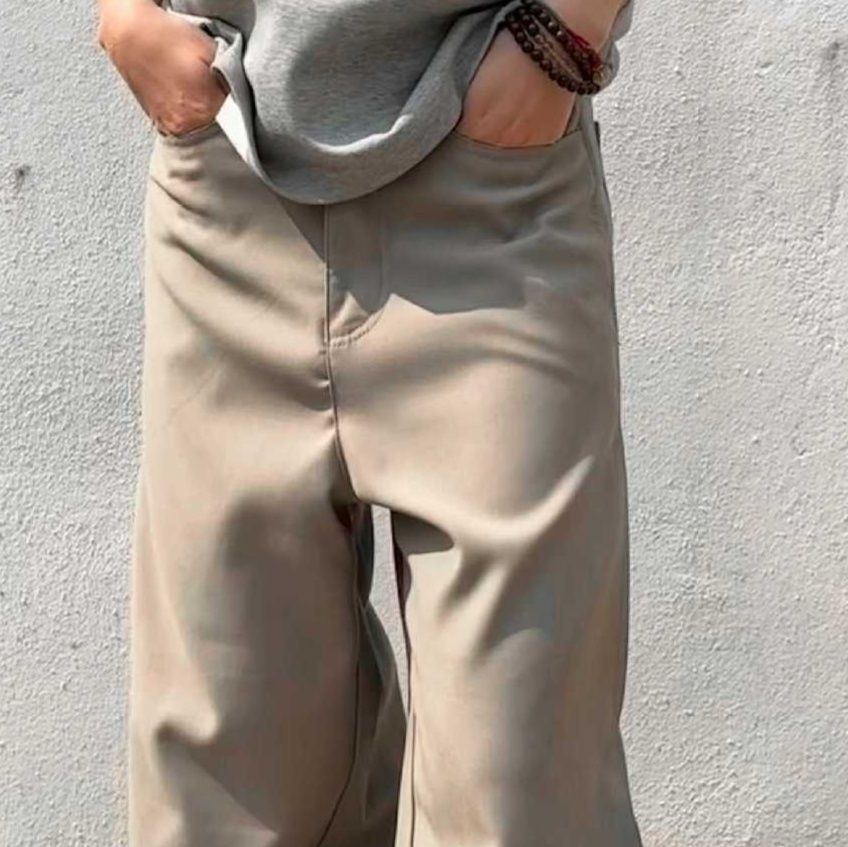 ベージュパンツ なめらかフロー ワイドパンツ