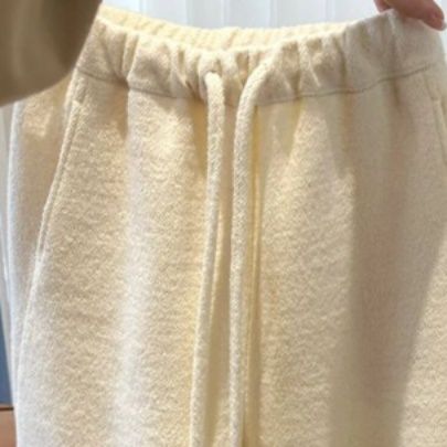ベージュパンツ ふわもこリラックスパンツ