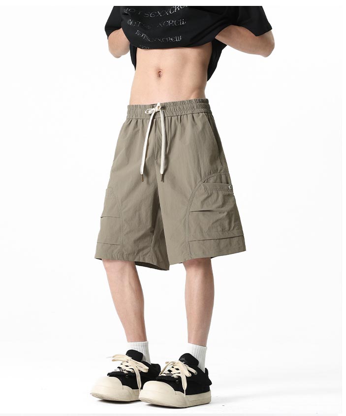 ベージュパンツ 男性用立体ポケットワイド五分丈カーゴパンツ