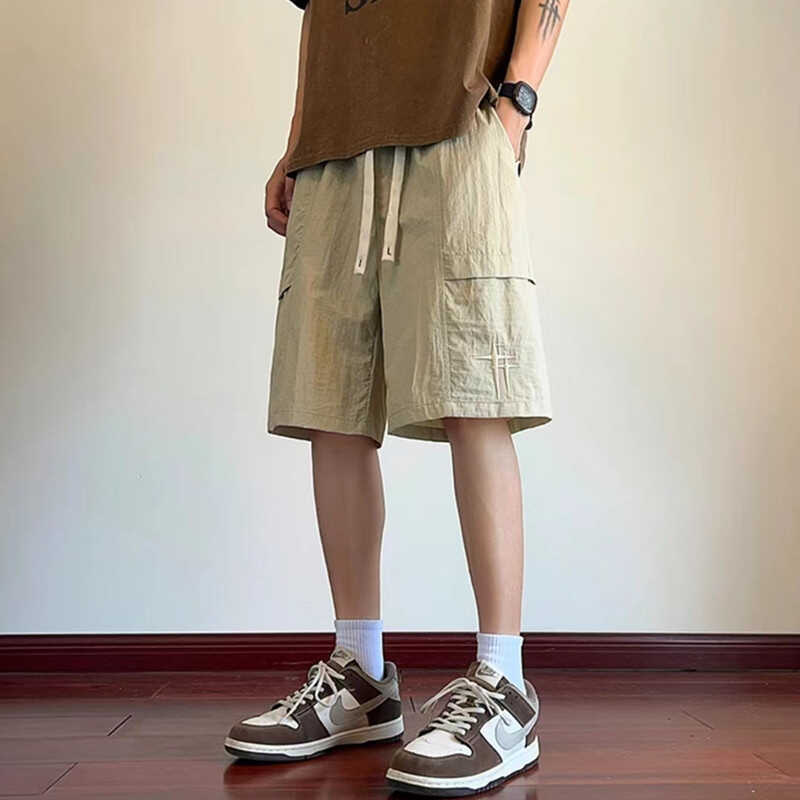 ベージュパンツ リラックスワイド半ズボン