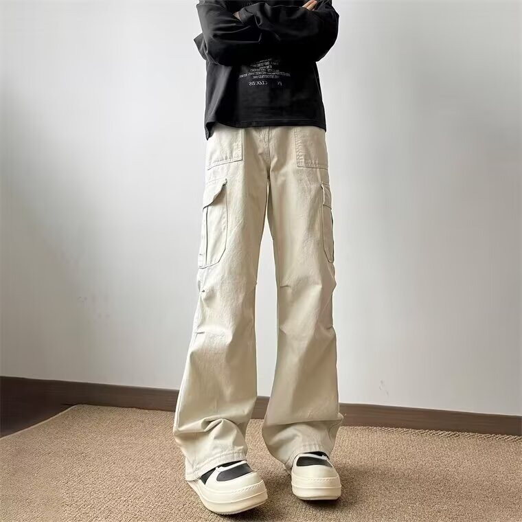 ベージュパンツ 実用的サイドポケット付きワイドパンツ