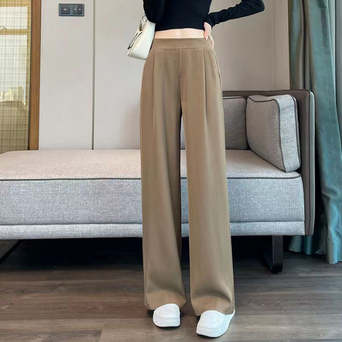 ベージュパンツ しなやかワイドフォルムパンツ