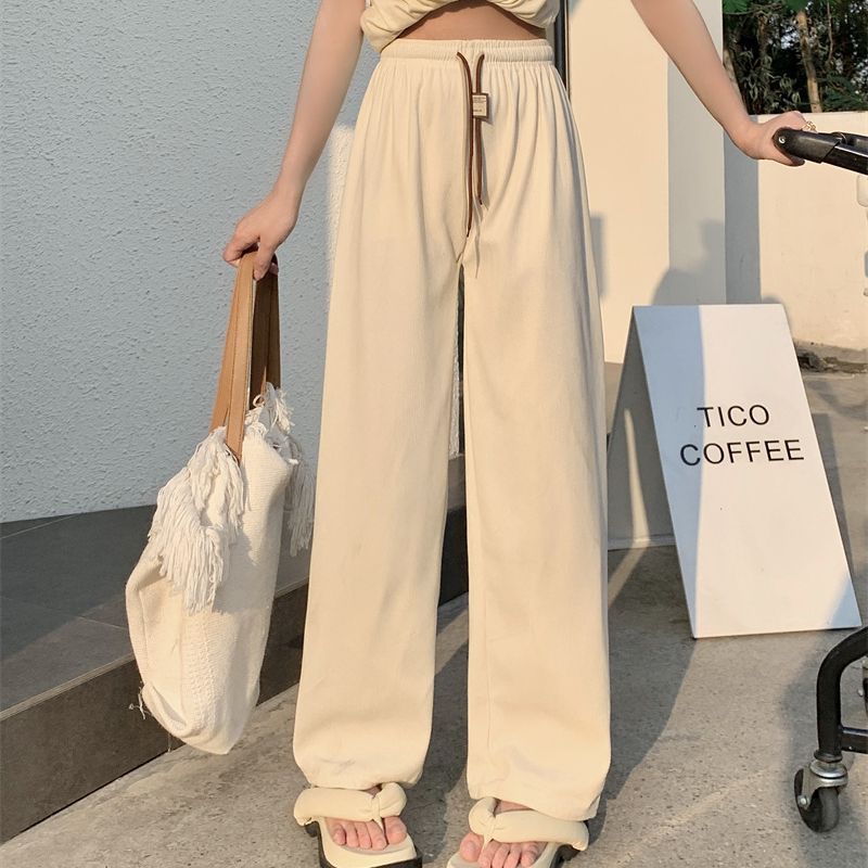ベージュパンツ リラックスワイドパンツ
