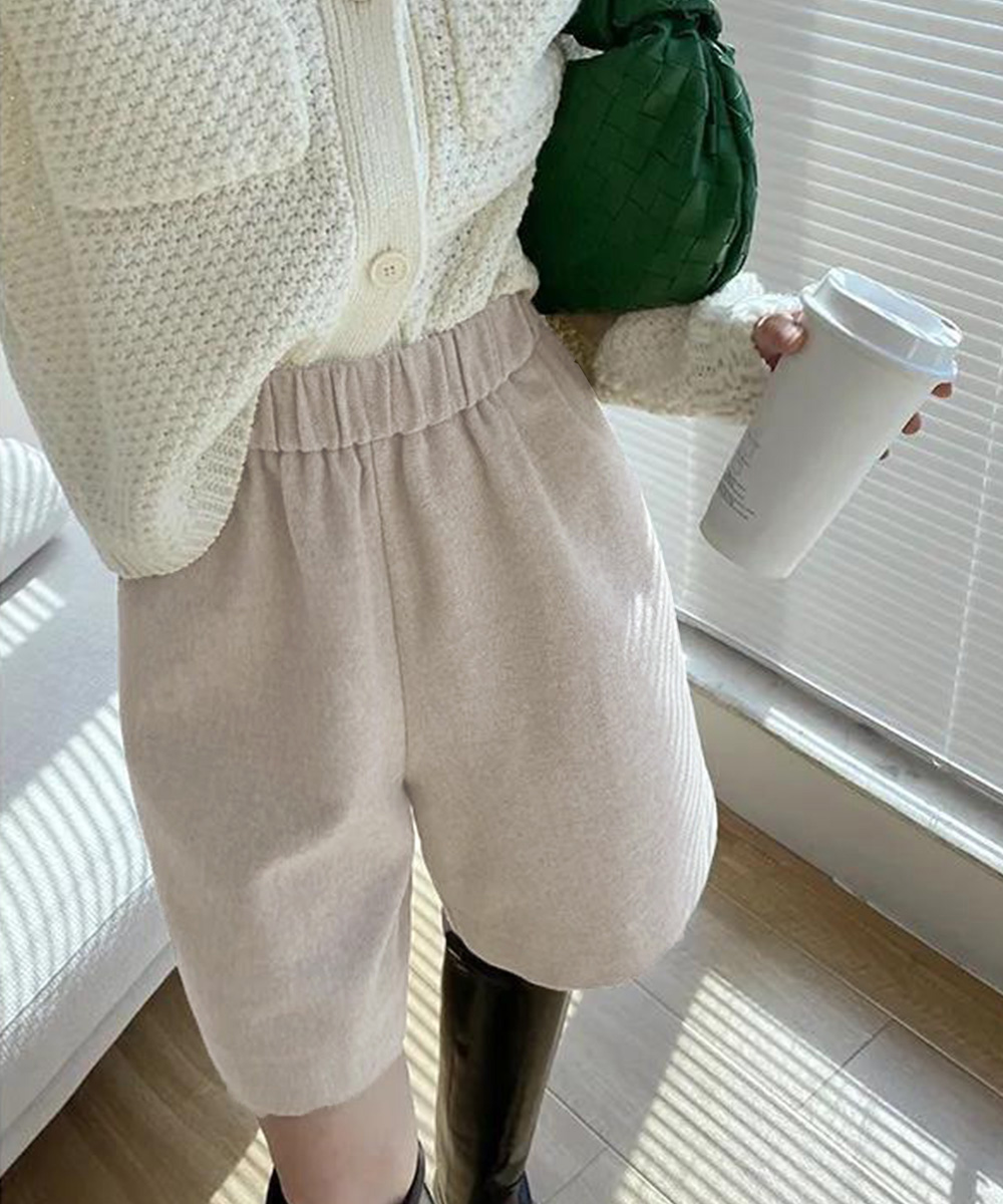 ベージュパンツ ウール風ワイドハーフパンツ５分丈ベージュ