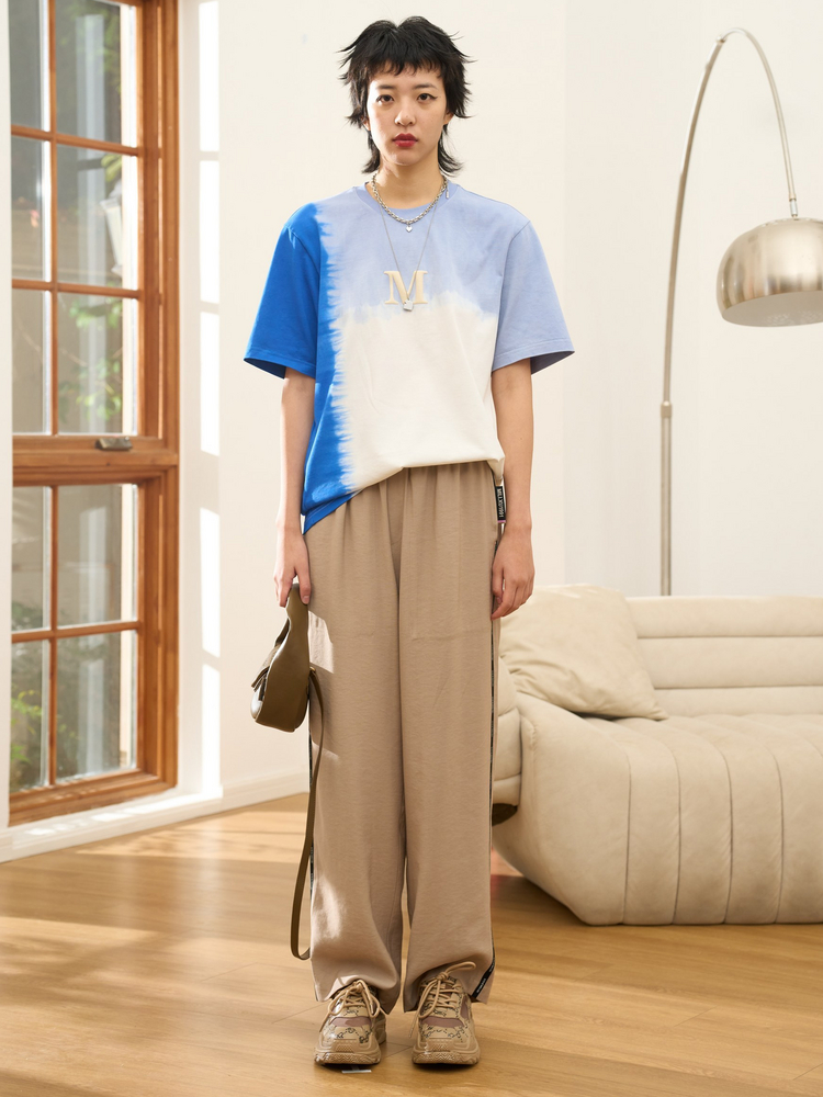 ベージュパンツ サイドライン入りワイドパンツ