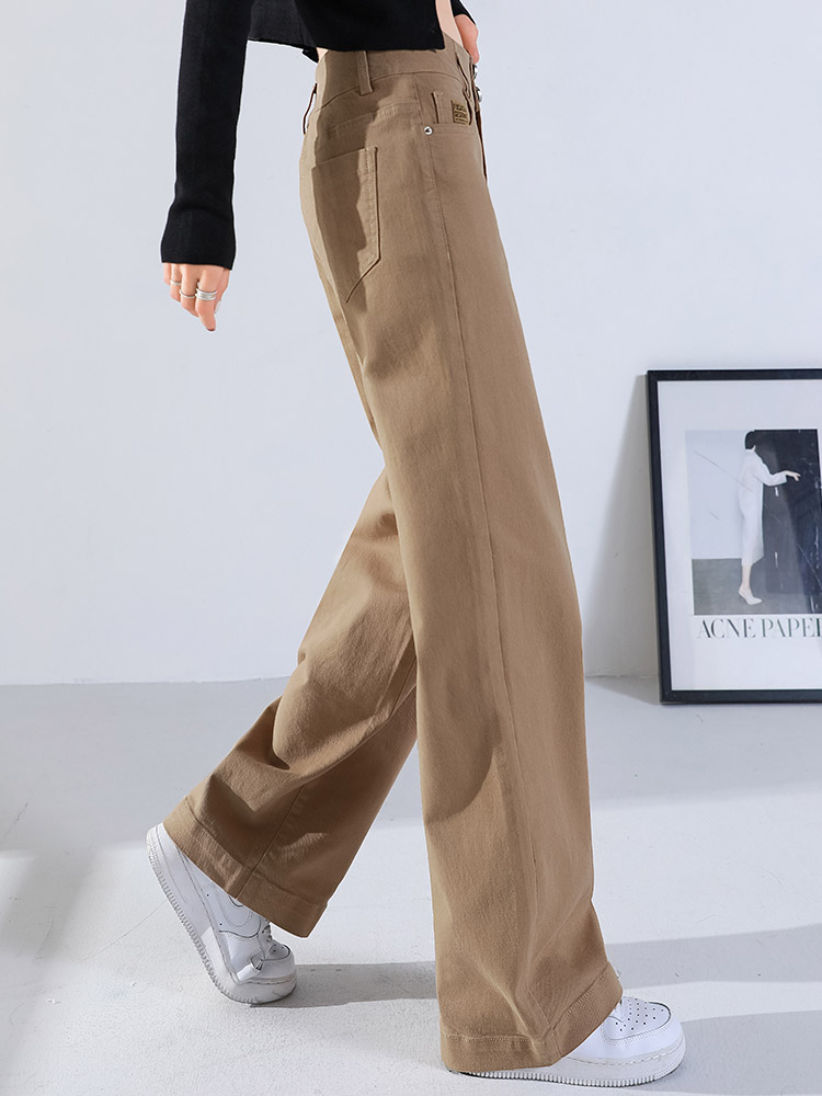 ベージュパンツ ゆったりシルエット スラックス