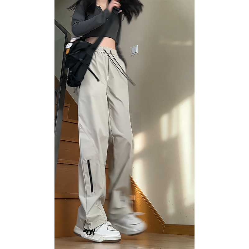 ベージュパンツ ベージュパンツ 実用的多機能ワイドパンツ