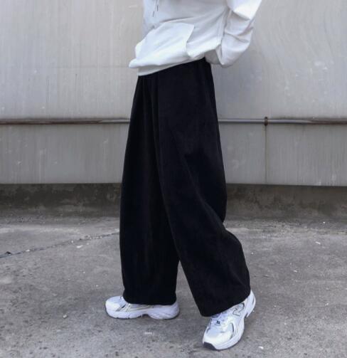 ベージュパンツ 秋冬 男性用 細畝袖裾ゆったりワイドパンツ