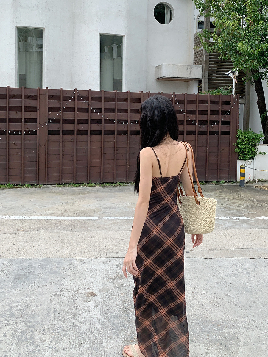 https://fulmo-img-server.com/bellesilhouette/3b2a516a-c774-4a41-befb-598db5eb1bda.jpg