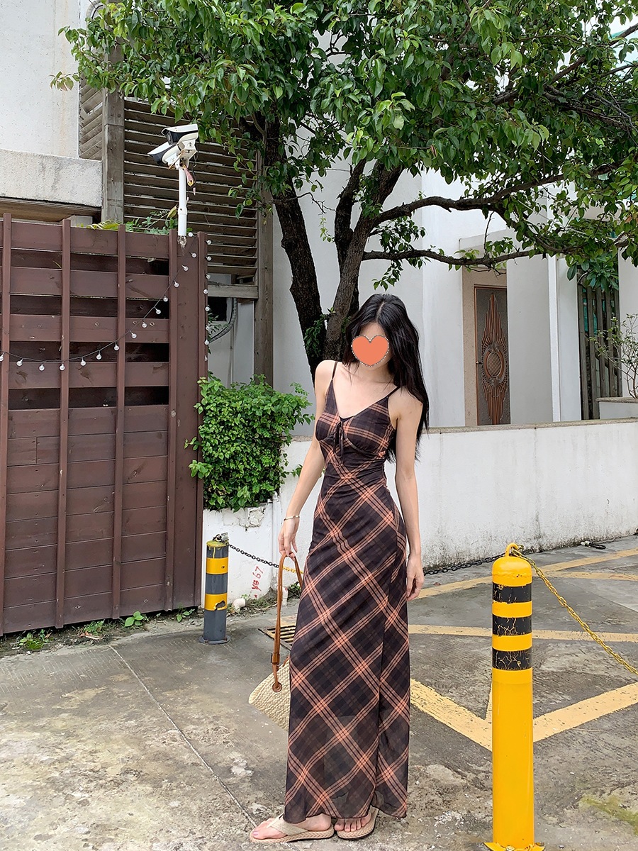 https://fulmo-img-server.com/bellesilhouette/fb2fbc30-de9b-4891-a426-9dbe5fe8d080.jpg
