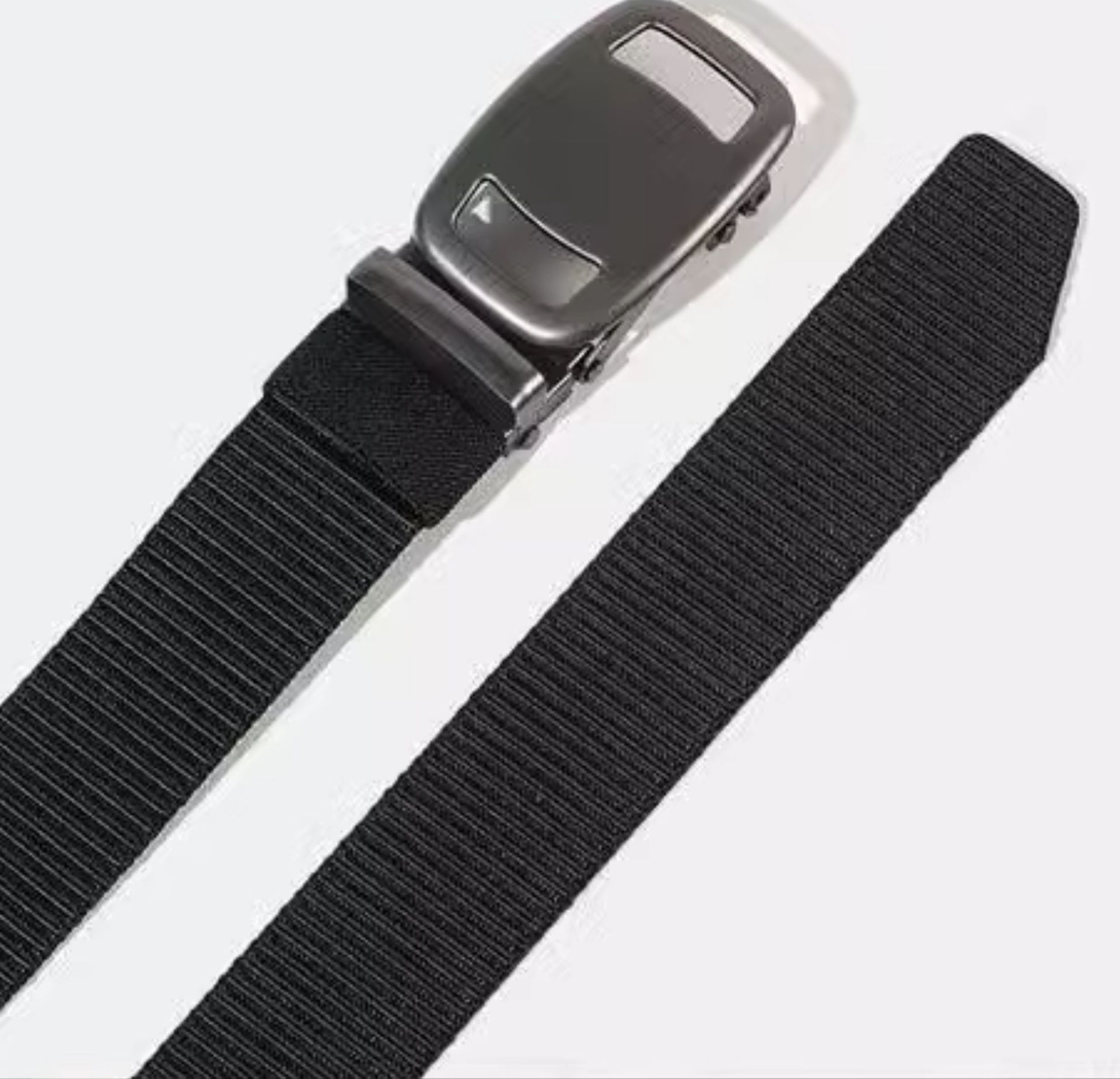 https://fulmo-img-server.com/belt-lover/1747206814470_nn5c7ow8_qy3et17i.jpeg