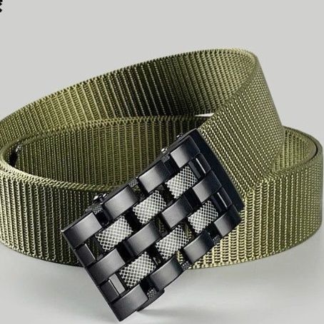 メンズベルト 格子模様バックル付き金属メッシュベルト