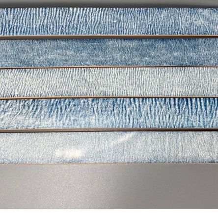 メンズベルト 星型装飾スタッズ付き本革ベルト