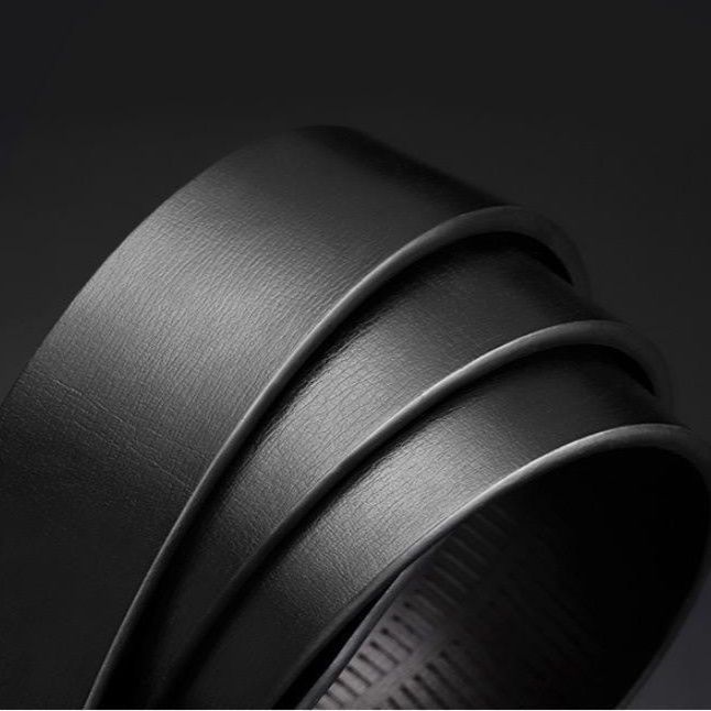 メンズベルト 幾何学模様バックル本革ビジネスベルト