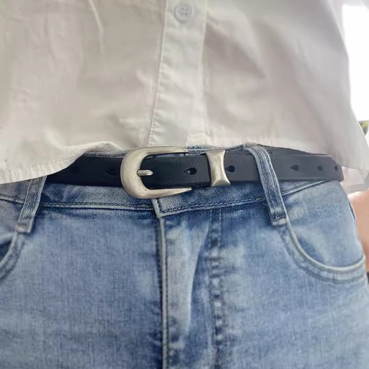 メンズベルト 本革使用丸型バックル細身カジュアルベルト