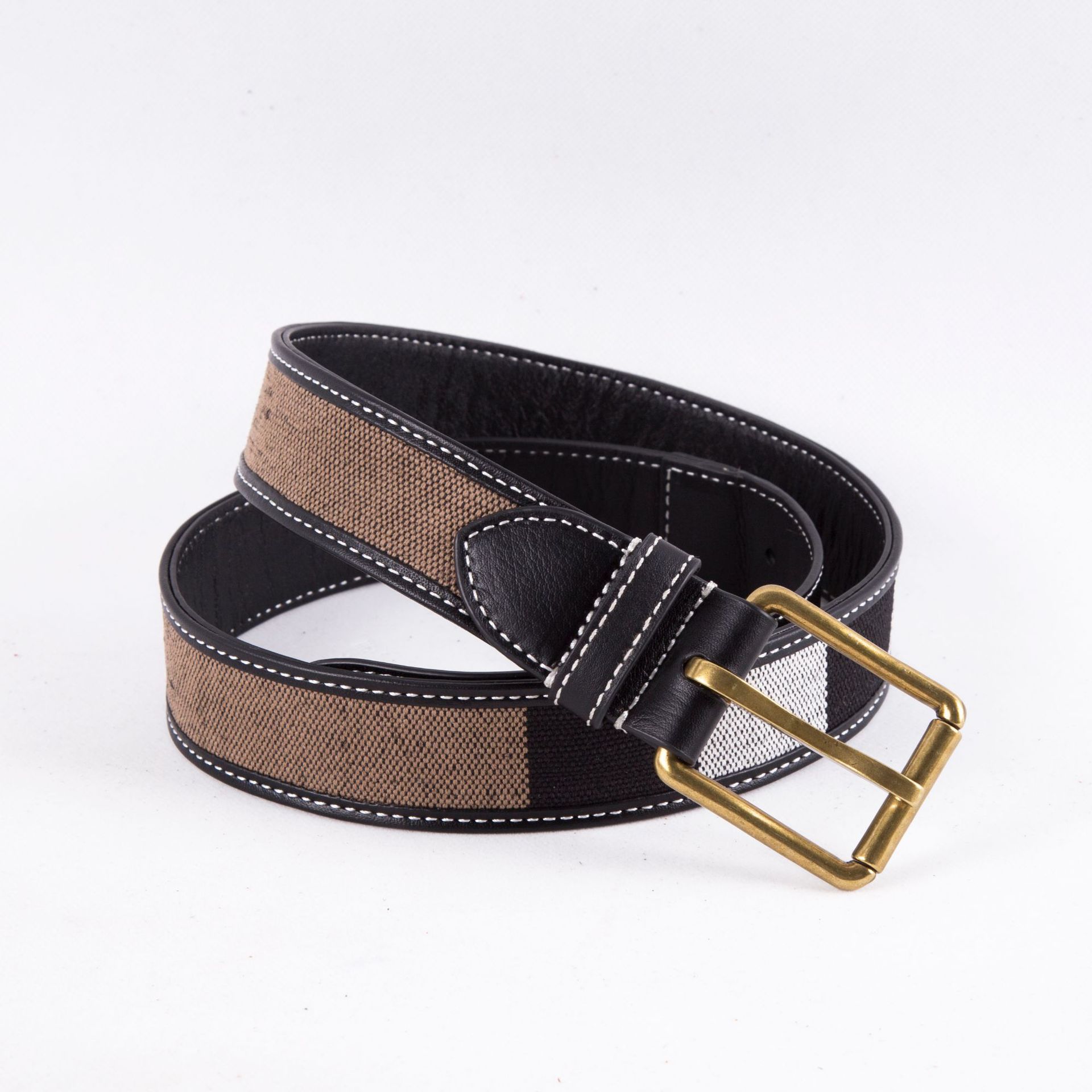 https://fulmo-img-server.com/belt-lover/3344a9e8-9fad-491f-8ac7-bb0adfbb9915.jpg